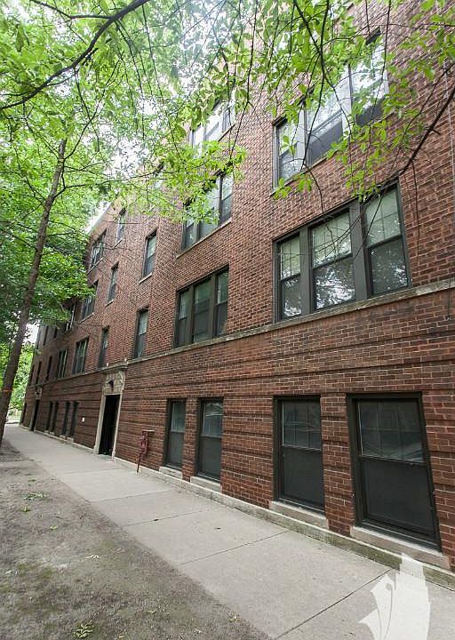 1st image of 1943 W Winnemac Ave APT 03
