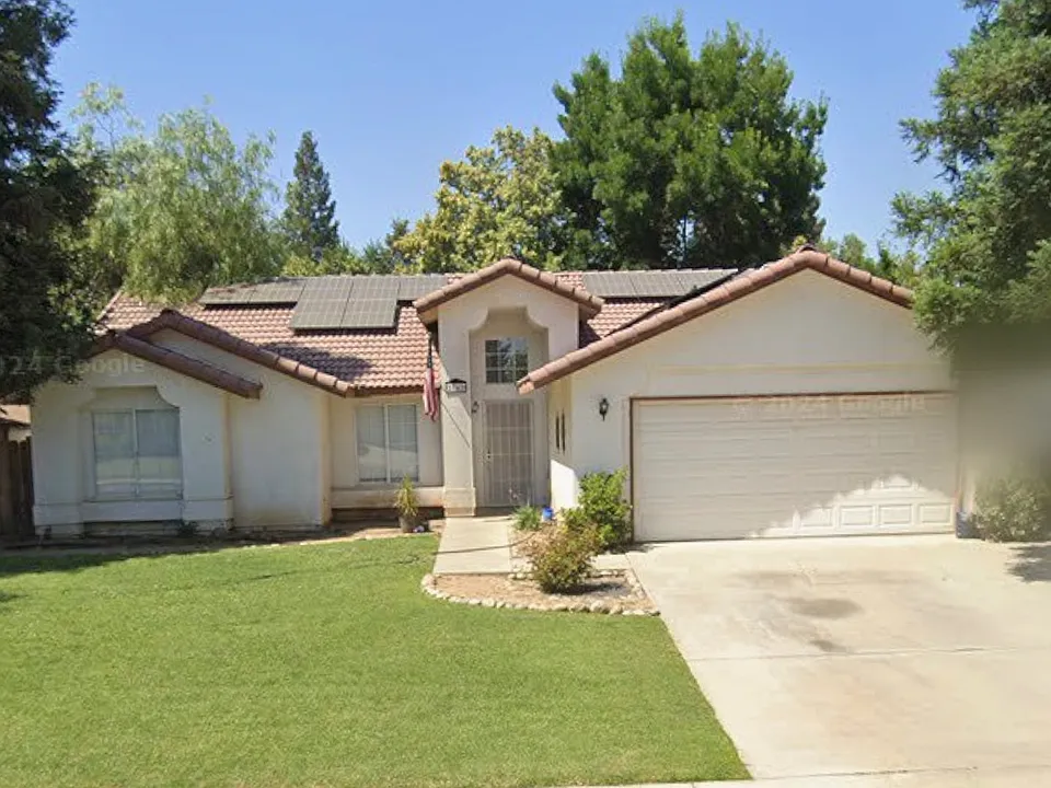 2742 W El Portal Ct