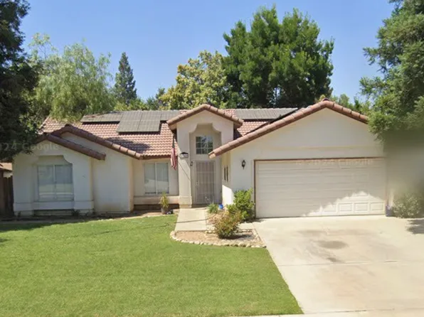 2742 W El Portal Ct, Visalia, CA 93291