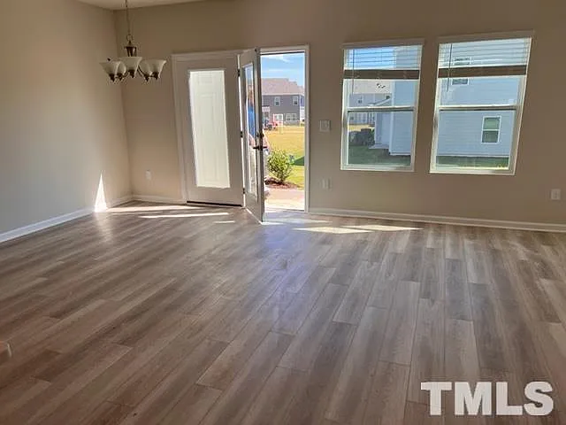 903 Clearhaven Ln — Photo 12