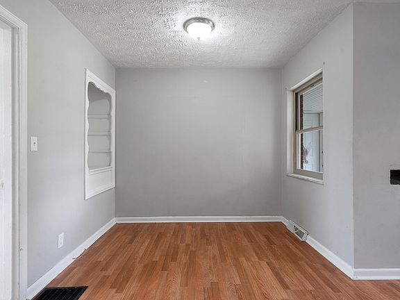 3rd image of 3665 Otterbein Ave #3665