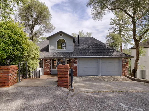 11448 Madrone Ct, Auburn, CA 95602