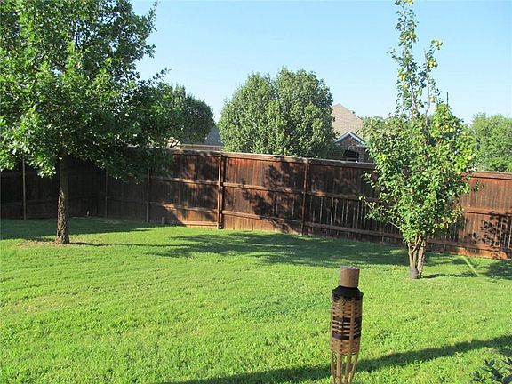 5th image of 2309 Mallory Dr