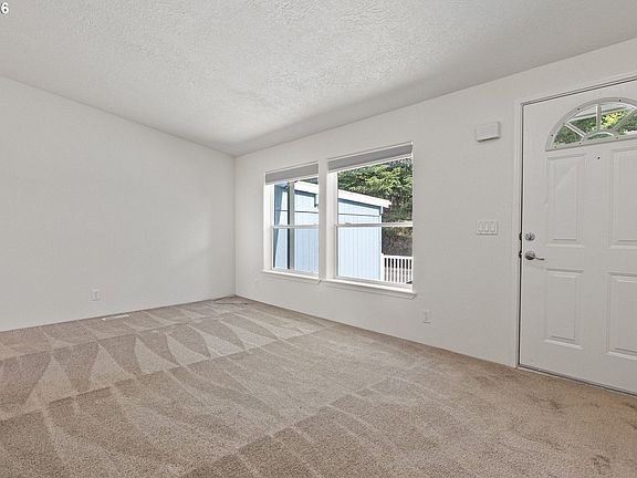 4th image of 98041 Hallway Rd Space 41