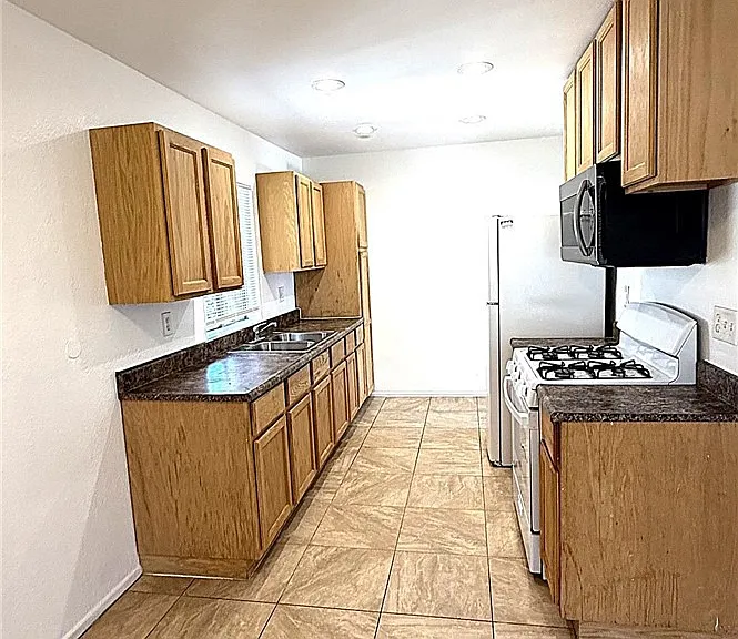 30 E Blueridge Ave — Photo 10