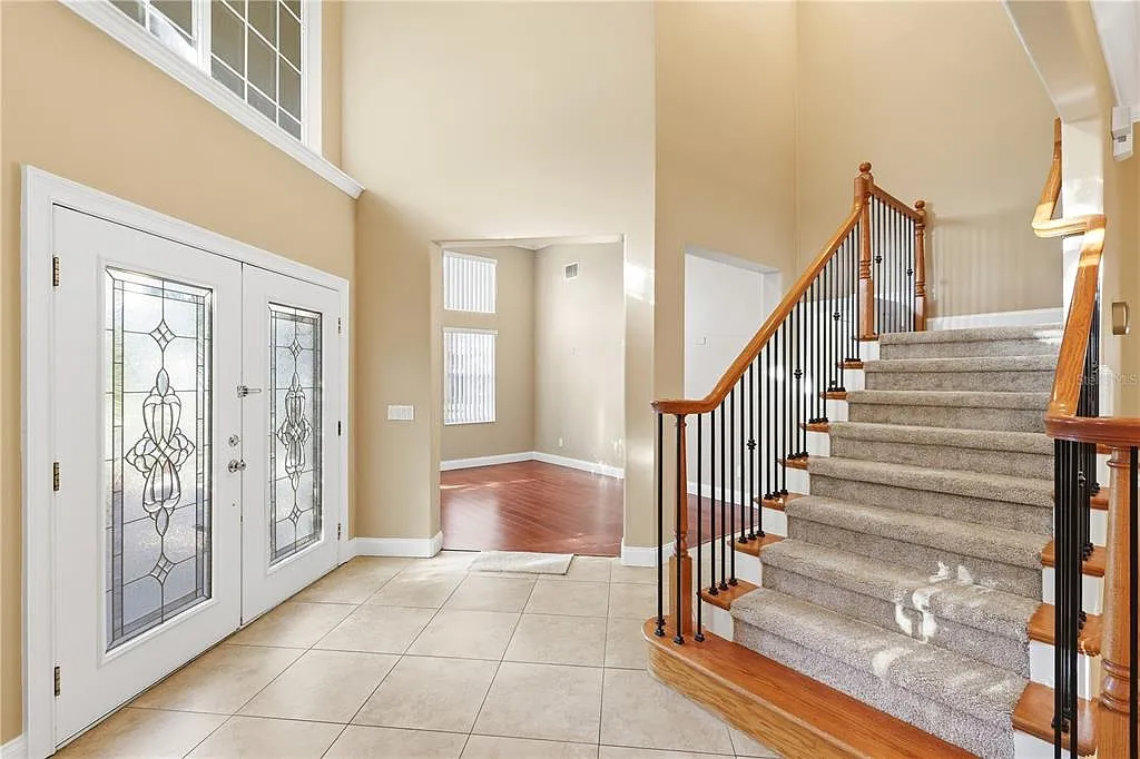 4 bed, 2.5 bath, 2822 sqft, $3,500 — Photo 4