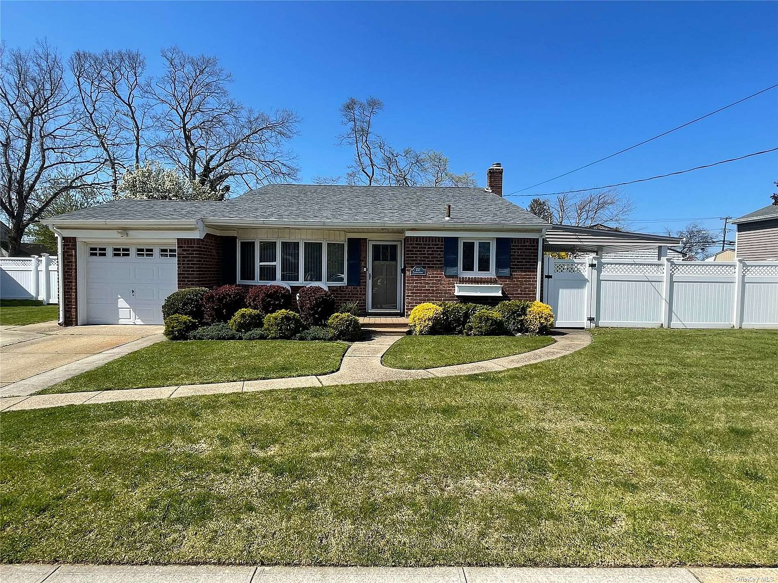 233 Yoakum Avenue, Farmingdale, NY 11735 Zillow