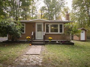 409 Hannan Ln, East Stroudsburg, PA 18302