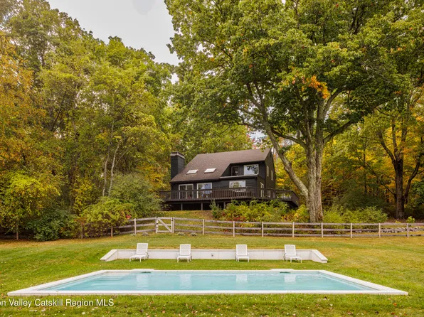 181 Lockwood Road, Craryville, NY 12521