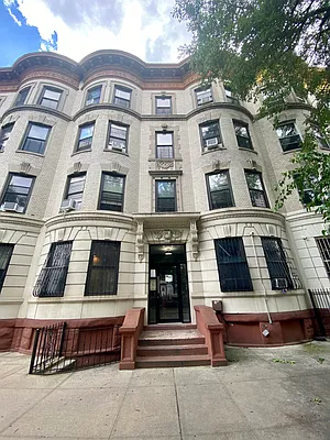 Rented by Hagstrom Management Inc | media 13