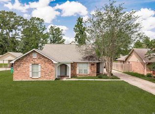 30557 Fairway View Dr, Denham Springs, LA 70726