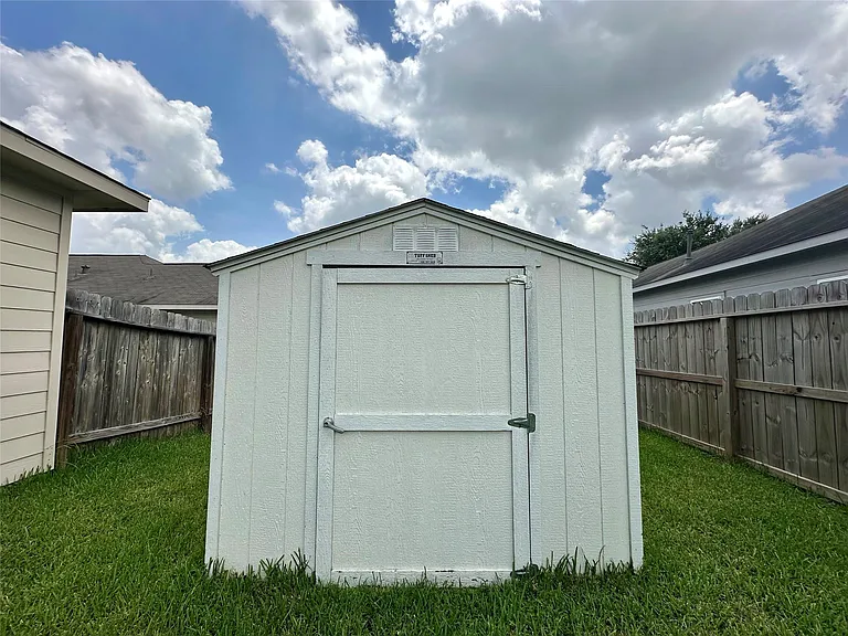 11111 Kingsnorth Dr — Photo 46