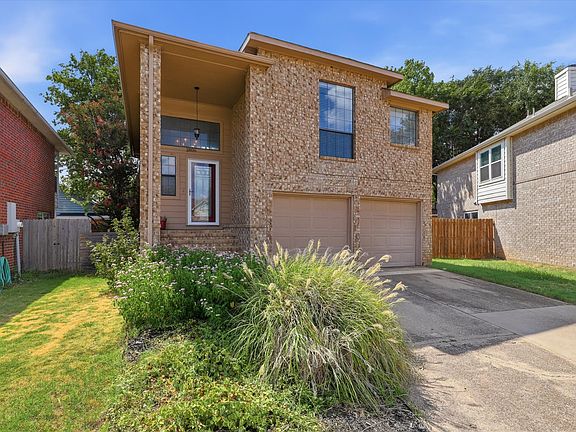 2nd image of 1806 Cactus Cir