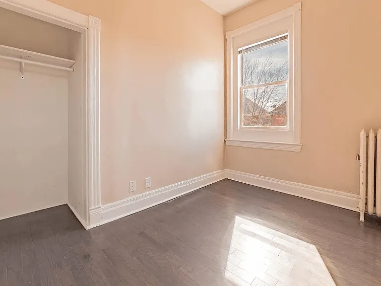 241 Western Avenue S — Photo 3