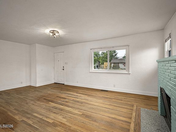 5th image of 1520 Oliver Ave