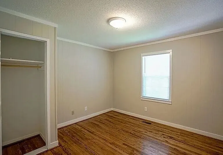 112 Old Meadowbrook Dr — Photo 17
