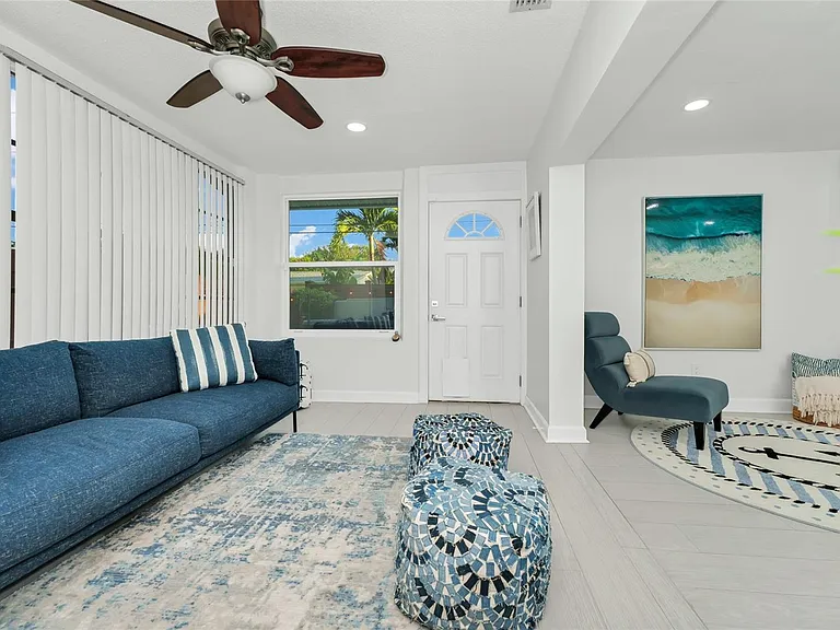 363 Harbor Dr — Photo 20
