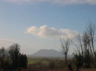 5570 Island View Way, Bow, WA 98232