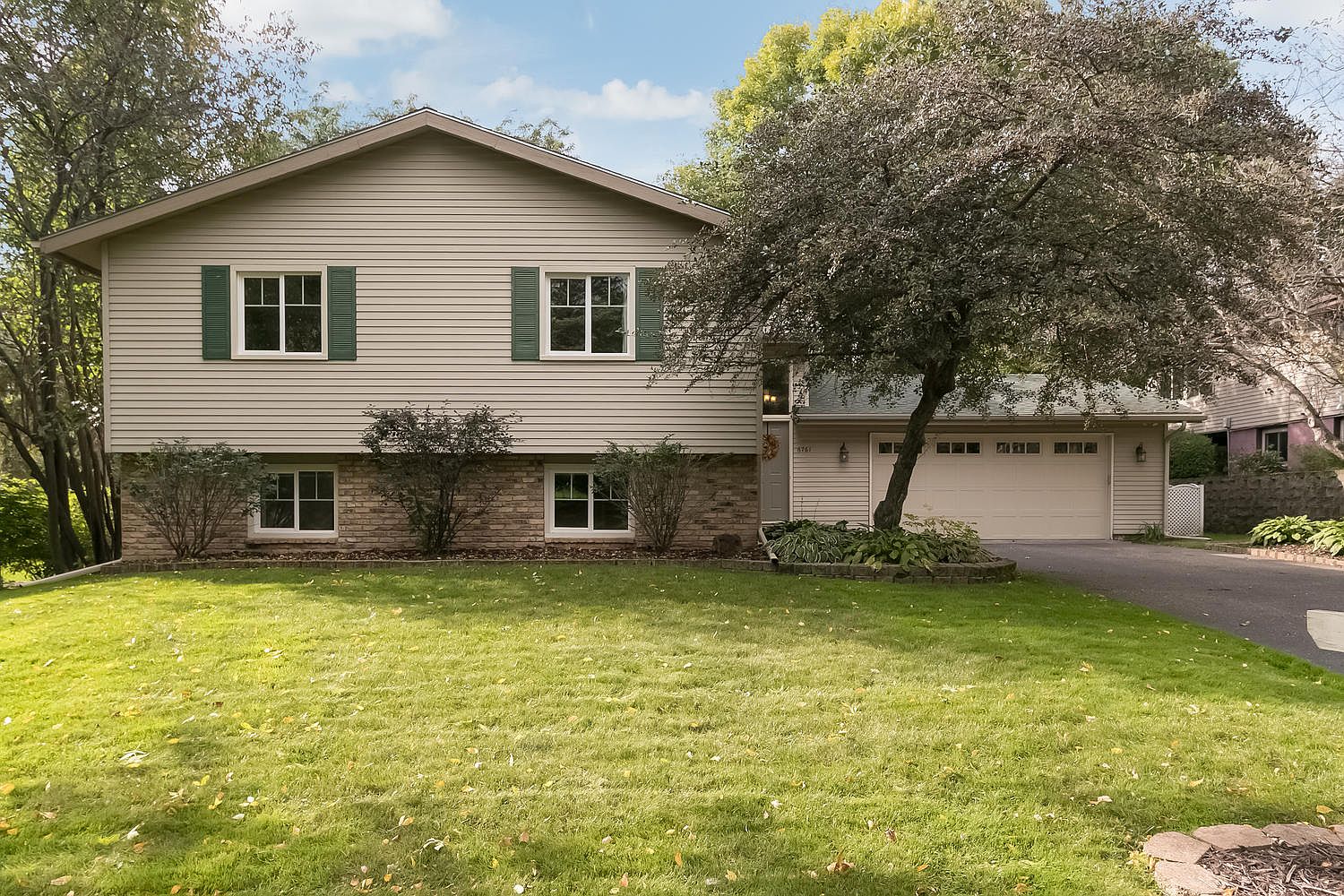 6761 Deerwood Ln N, Maple Grove, MN 55369 Zillow