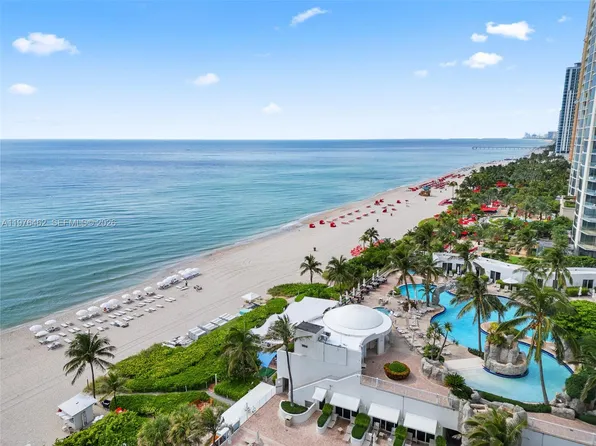 18001 Collins Ave #2001, North Miami Beach, FL 33160