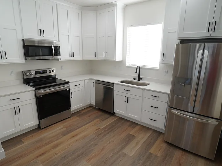1570 S 150 W — Photo 13