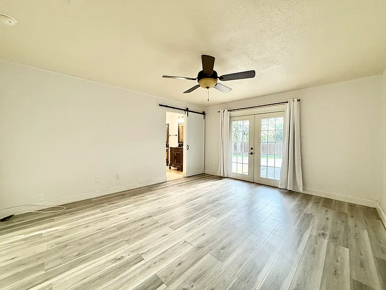 5100 Oak Timbers Ct — Photo 23