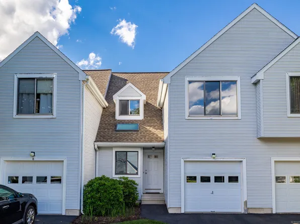 7 Lilac Lane #7, Farmington, CT 06032