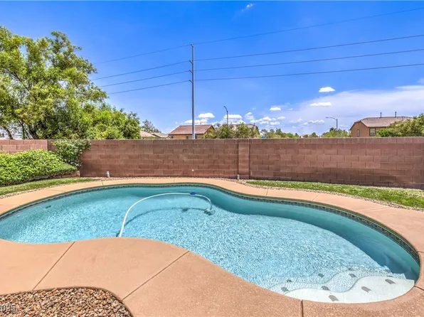 5528 Stone Lagoon St, North Las Vegas, NV 89031