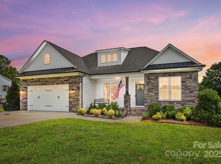 102 Royal Ave, Albemarle, NC 28001