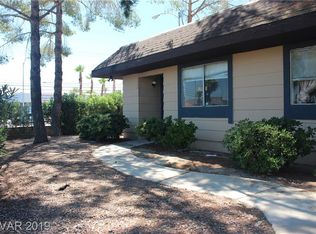 6114 Meadow Vista Ln, Las Vegas, NV 89103