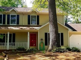 207 Woodridge Dr, Belmont, NC 28012