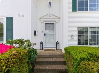 13162 SW 17th St, Beaverton, OR 97008