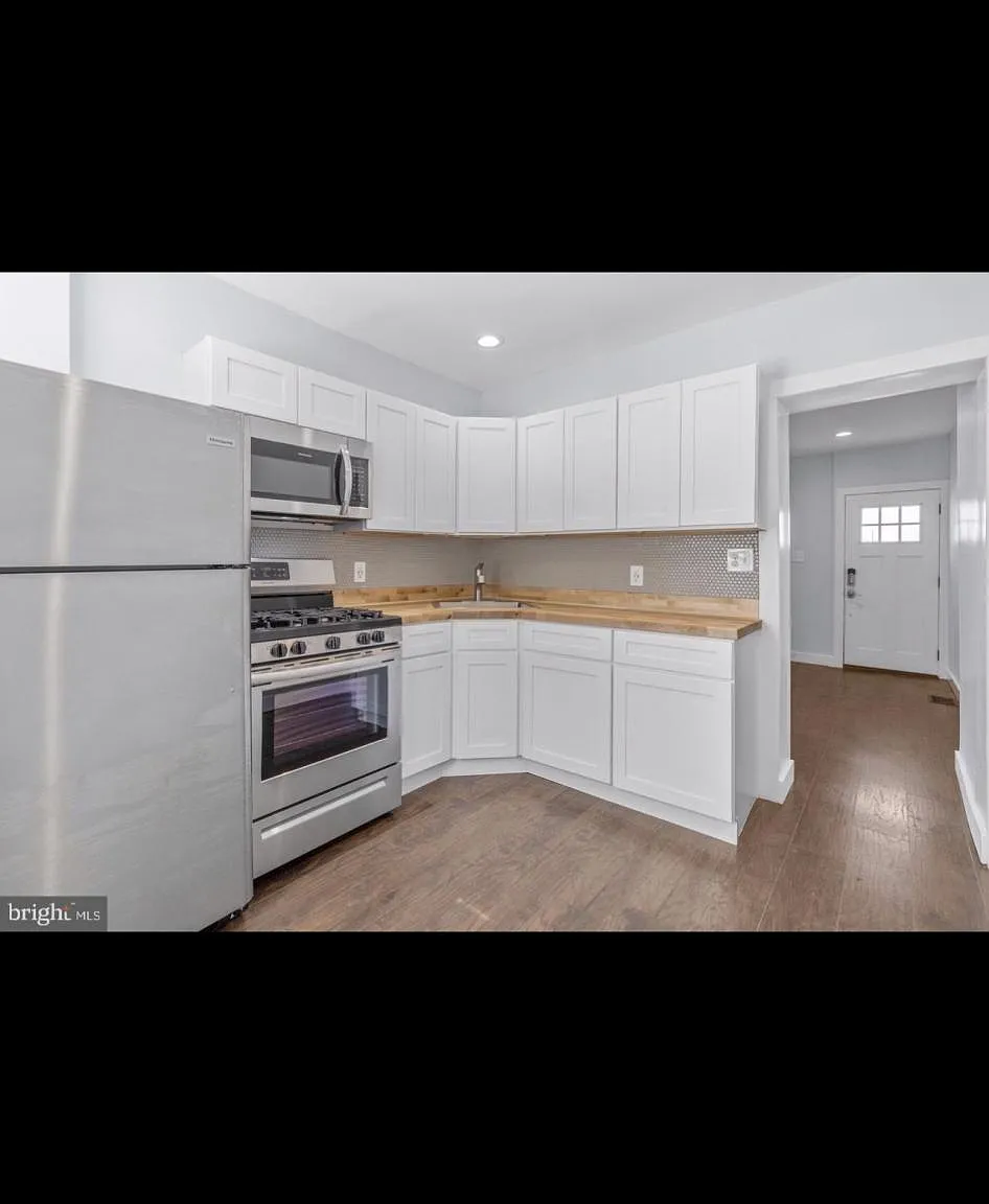 2621 Salmon St — Photo 4