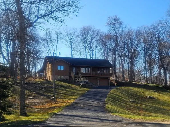 487 Shorewood Dr, Detroit Lakes, MN 56501