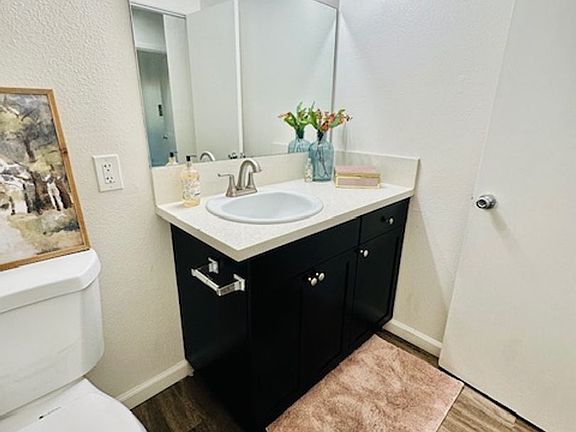 4th image of 402 E Mission Ave #8