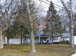 25 Charles St, Howell, NJ 07731