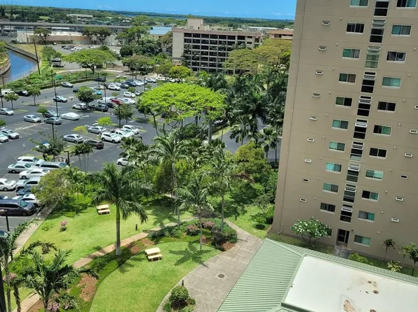 94-302 Paiwa St APT 1014, Waipahu, HI 96797