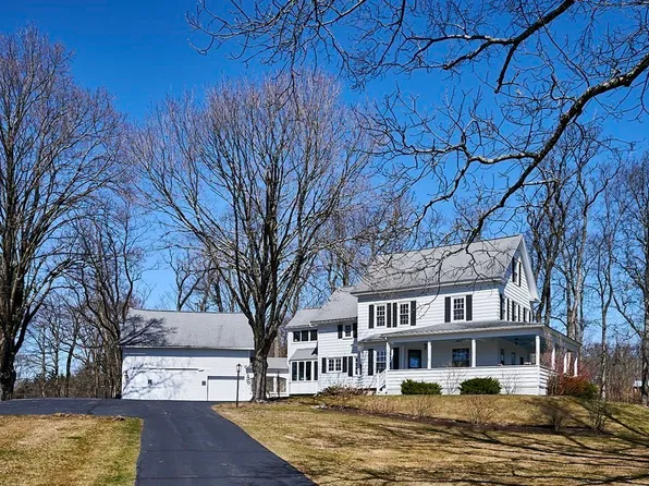 330 Leyden Rd, Greenfield, MA 01301