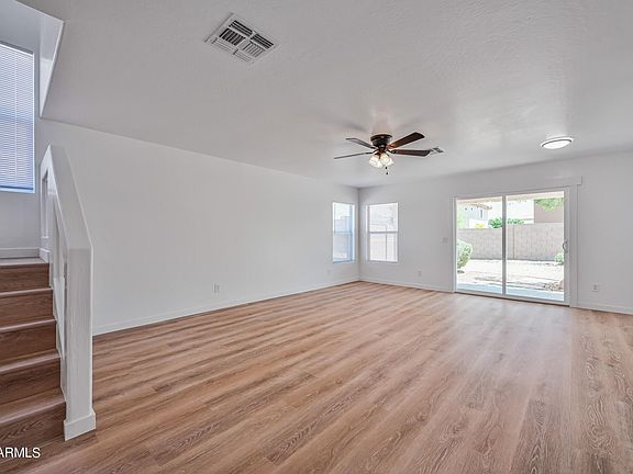 3rd image of 12239 W Dahlia Dr