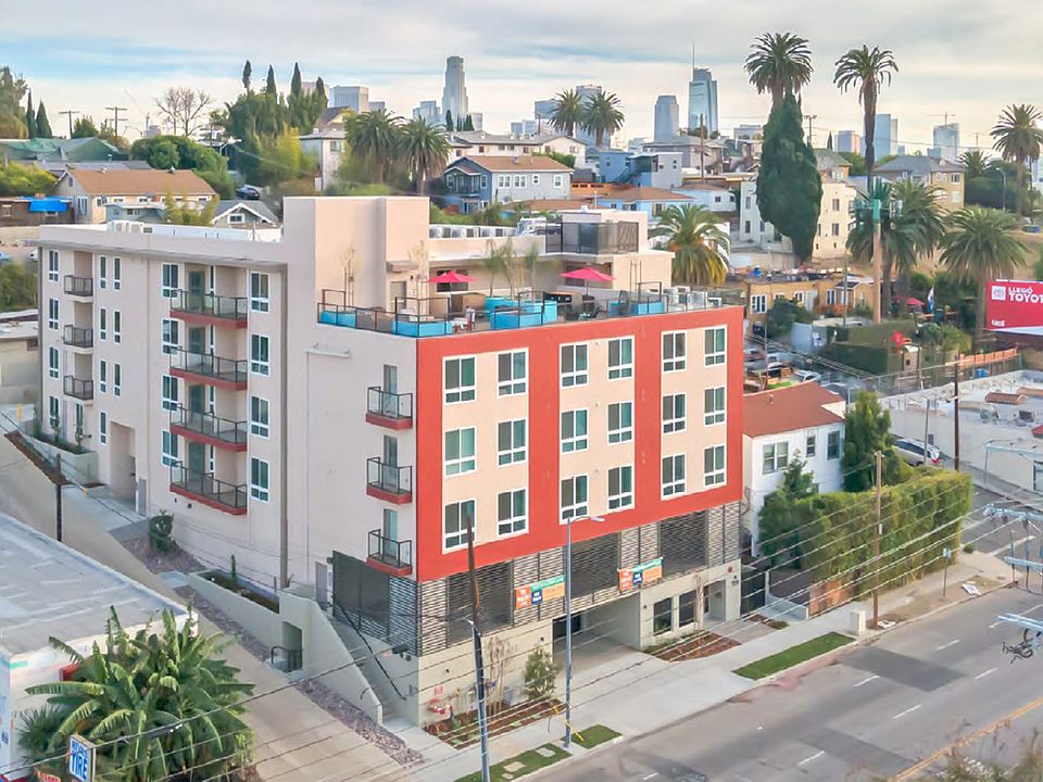 1st image of 706 N Alvarado St #502