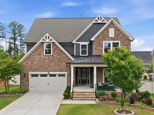 220 Leyton Ln, Cary, NC 27519