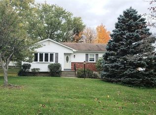 5 Crabapple Ln, Middletown, NY 10941
