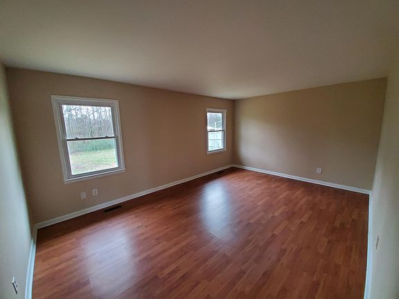 2nd image of 2303 Phoenix Dr