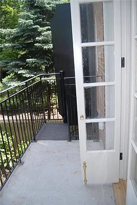 Rented by Avenue Sotheby's International Realty | media 31