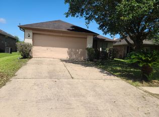 7918 Albatross Rd, Baytown, TX 77523