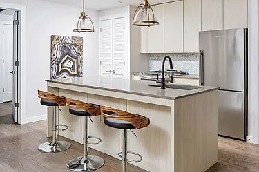 125 Parkside Avenue in Prospect Park South