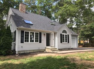 214 Hooppole Rd, Mashpee, MA 02649
