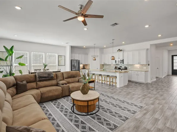 17711 Misty Brook Ln, Conroe, TX 77302