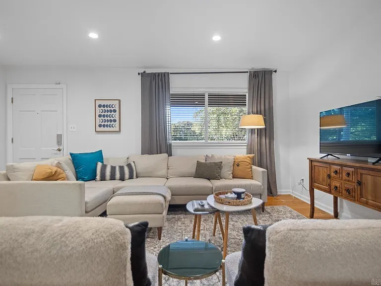 7001 Blue Bird Dr — Photo 8