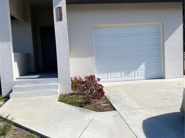 5314 30th St SW, Lehigh Acres, FL 33973